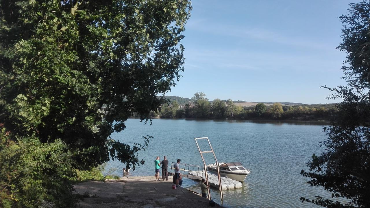 Camping Loisirs Des Groux Mousseaux-sur-Seine Extérieur photo