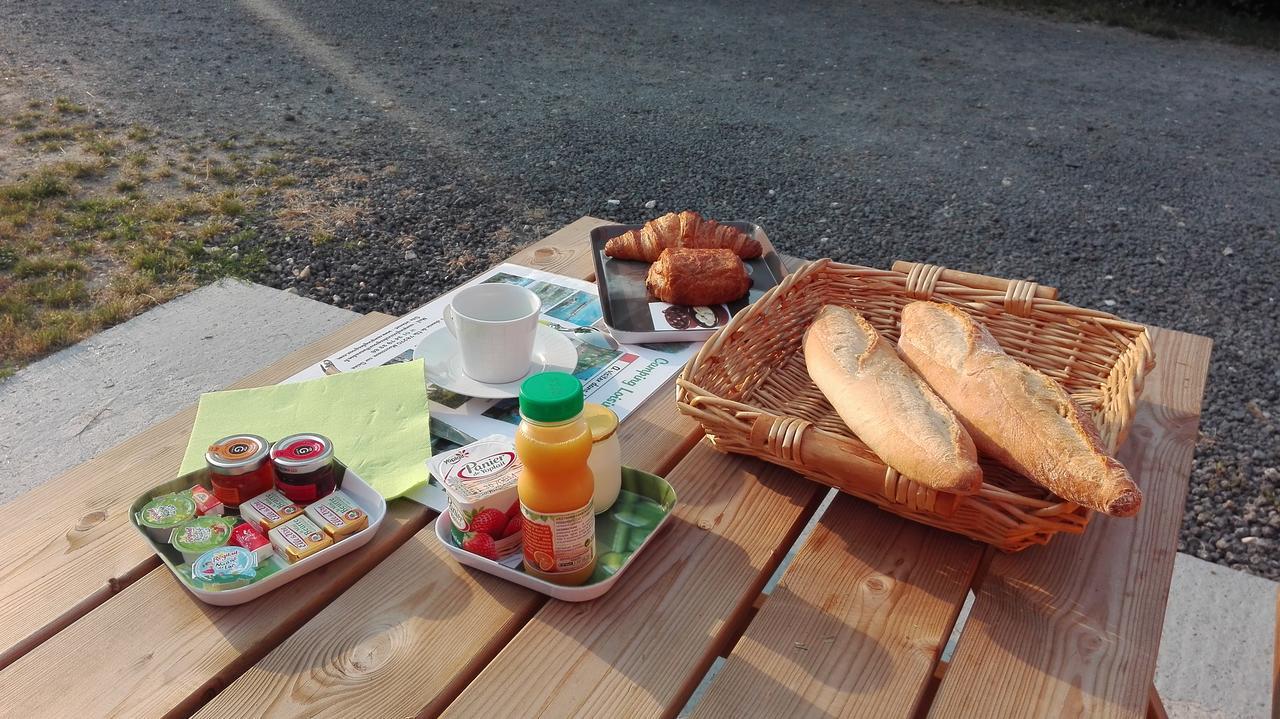 Camping Loisirs Des Groux Mousseaux-sur-Seine Extérieur photo