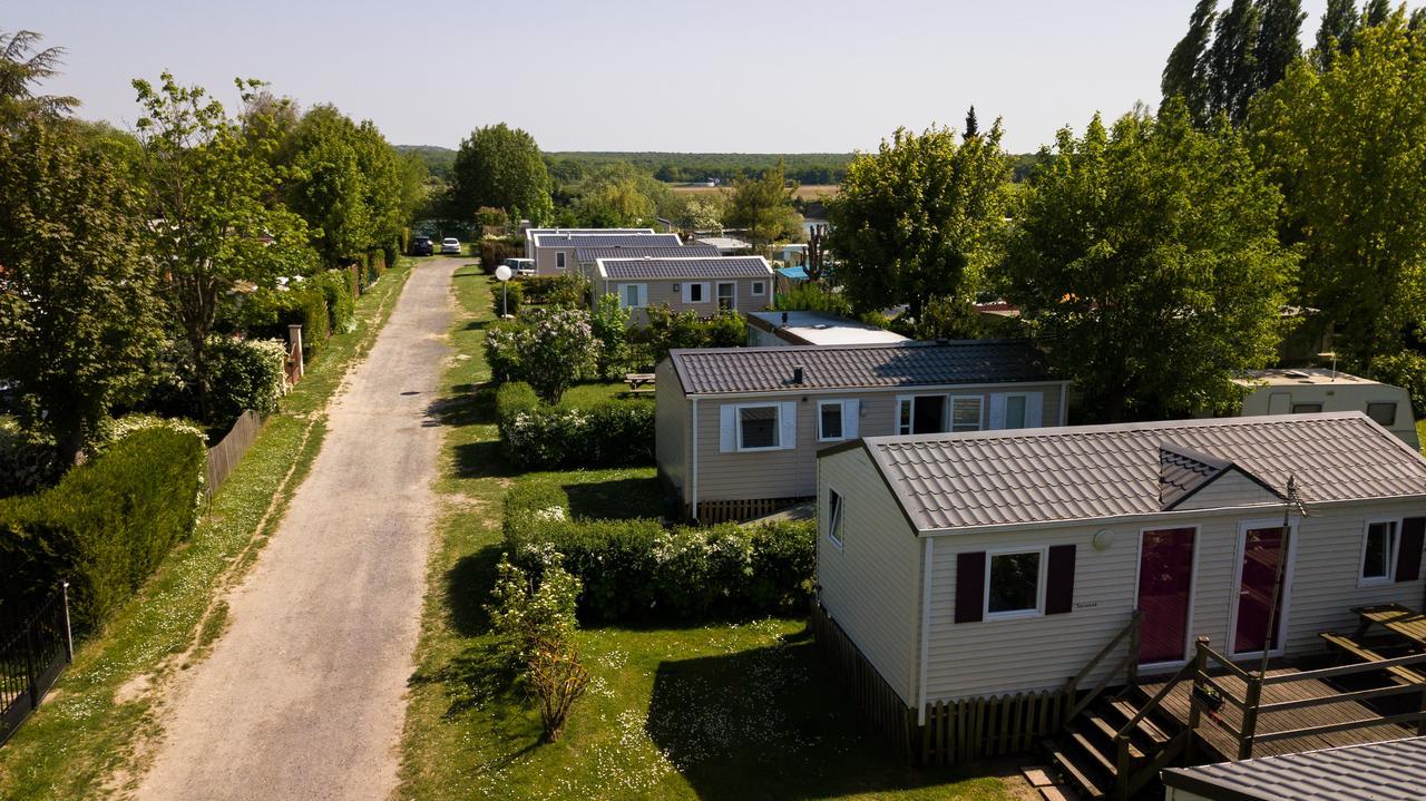 Camping Loisirs Des Groux Mousseaux-sur-Seine Extérieur photo